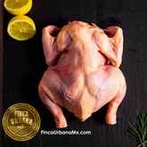 Pollo entero pasture raised (1 pza)